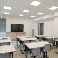 Стулья пластиковые антивандальные для школы, кафе, офиса. Фабрика мебели ЛЕОНИД в Челябинске. Стулья из высокопрочного пластика Венеция, цельнолитые