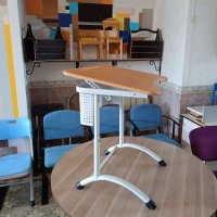 Парта 1 местная с экраном на круглой трубе. Школьные парты регулируемые. Парты для школы, образовательного центра. Ученические парты с экраном на металлическом каркасе. Производитель Фабрика мебели ЛЕОНИД в Челябинске - leonid74.ru
